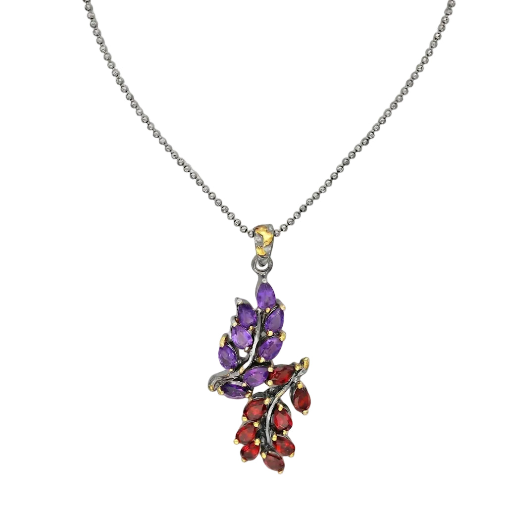 FLORA MYSTICA – Exklusives goldenes Edelstein Collier mit violettem Amethyst und rotem Granat aus 925 Sterling Silber von René Rose Jewelry