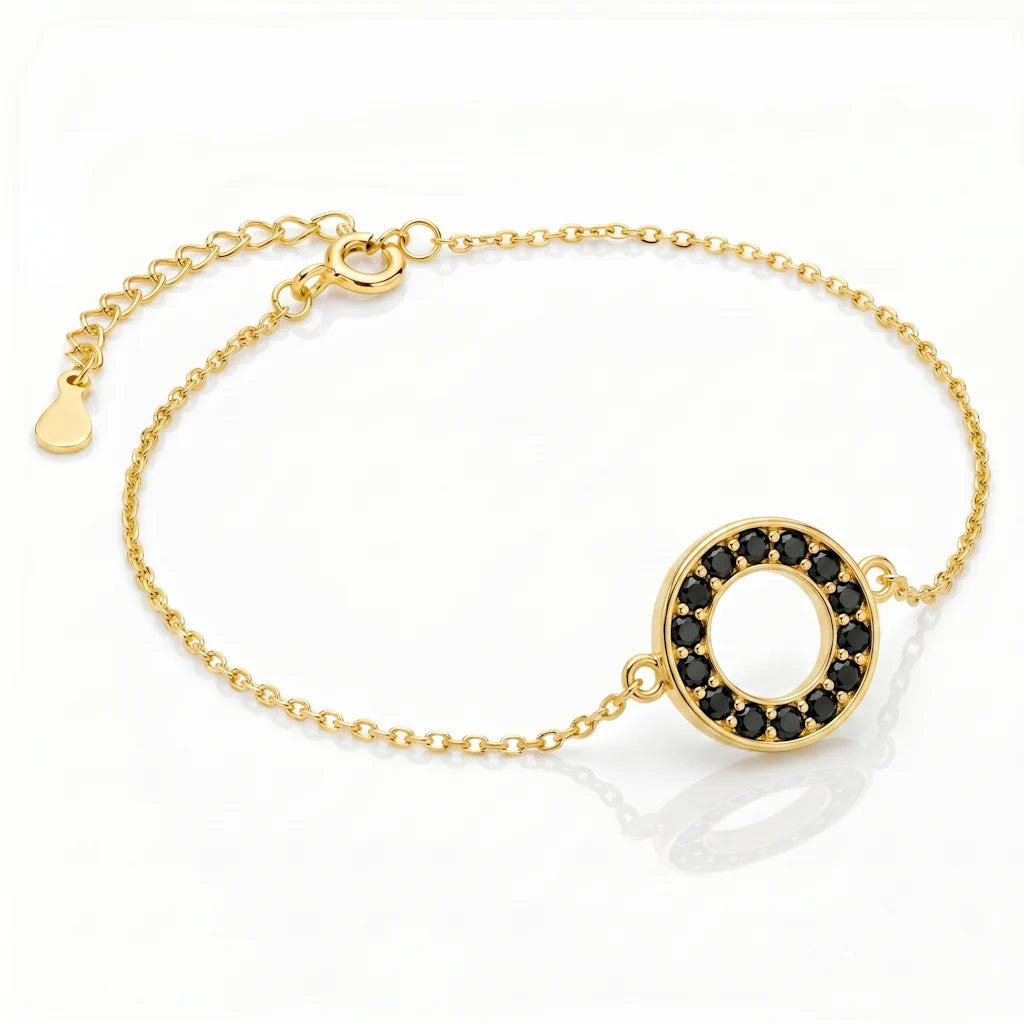 KARMA NOIR – Filigranes Karma Armband aus 14k vergoldetem 925 Sterling Silber von René Rose Jewelry